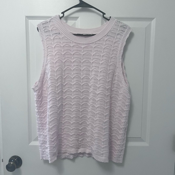 LOFT Scalloped Pointelle Sweater Tank Top NWOT - Picture 3 of 10